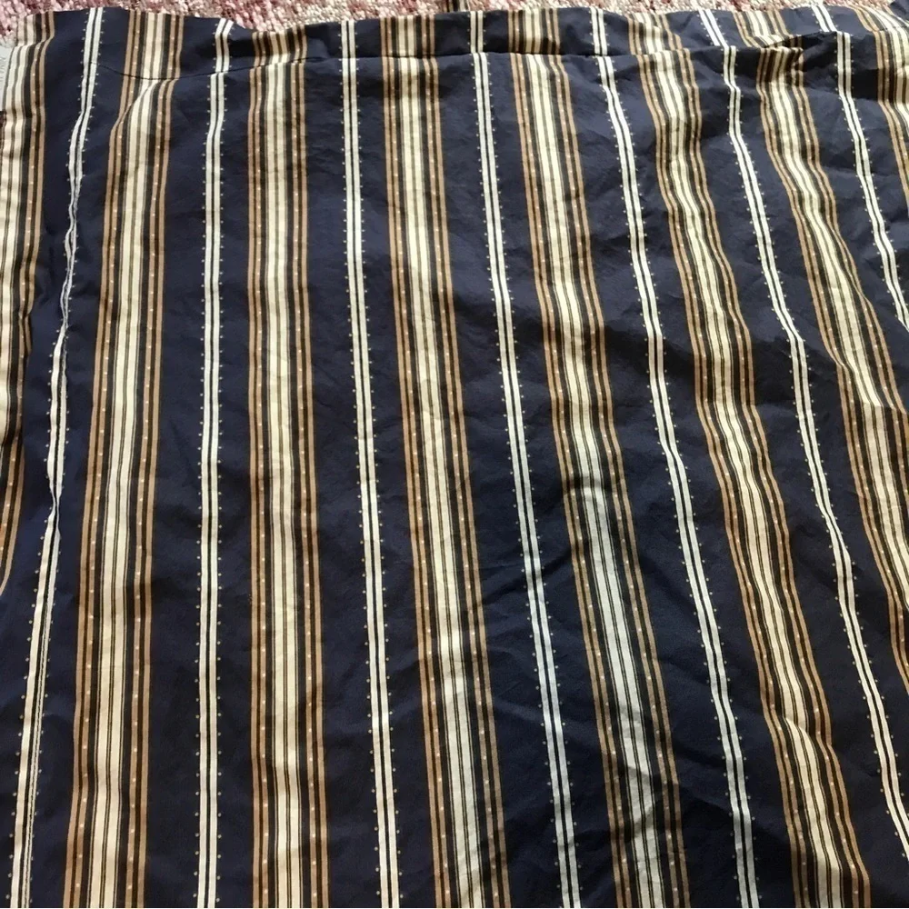 Nina home Nina Campbell large square blue beige stripe pillowcase 25” x 25”